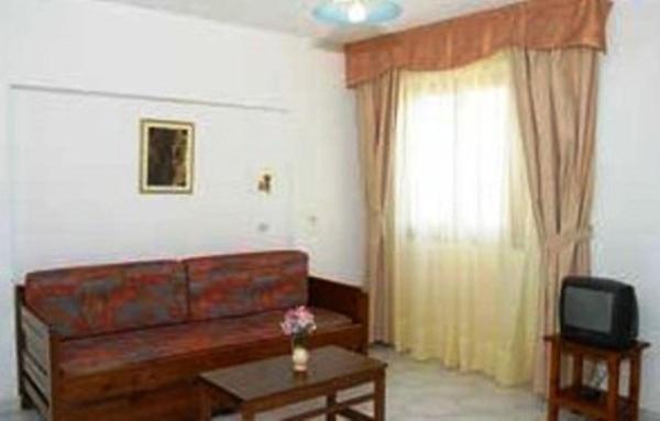 Odyssey Hotel Apartments Kárpatos Habitación foto